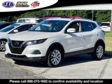 Used 2020 Nissan Rogue Sport SV image 3