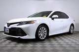 Used 2020 Toyota Camry LE image 2