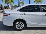 Used 2016 Toyota Camry LE image 4