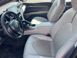 Used 2023 Toyota Camry SE image 2
