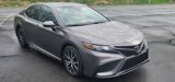 Used 2021 Toyota Camry SE image 2