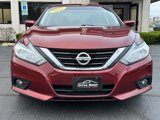 Used 2017 Nissan Altima 2.5 SR w/ LED Appearance Package image 5