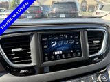 Used 2018 Chrysler Pacifica Touring-L image 3