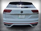 Used 2021 Volkswagen Atlas Cross Sport SE w/ Panoramic Sunroof Package image 3