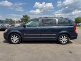 Used 2009 Chrysler Town & Country Touring image 2
