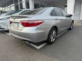 Used 2017 Toyota Camry SE image 3