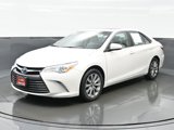 Used 2017 Toyota Camry XLE image 2