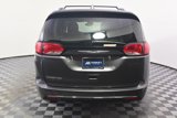 Used 2017 Chrysler Pacifica Touring-L Plus w/ Advanced Safetytec Group image 5