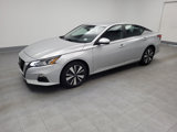 Used 2022 Nissan Altima 2.5 SV image 2