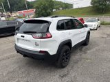 Used 2022 Jeep Cherokee Latitude w/ Sun & Sound Group image 3