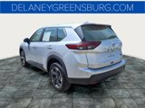 Used 2024 Nissan Rogue SV image 5