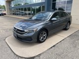 Certified 2024 Volkswagen Jetta SE image 4