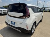 Used 2023 Kia Soul LX w/ Option Group 015 image 4