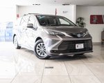Used 2024 Toyota Sienna LE image 5