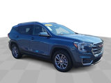 Certified 2024 GMC Terrain SLT image 3