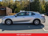 Used 2018 Toyota Camry LE image 3