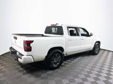 Used 2025 Nissan Frontier SV image 4