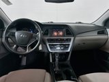 Used 2017 Hyundai Sonata SE image 3