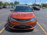 Used 2018 Chrysler Pacifica Limited image 2