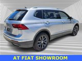 Used 2024 Volkswagen Tiguan SE image 6