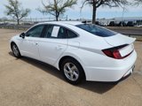 Used 2021 Hyundai Sonata SE image 2