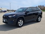 Used 2021 Toyota RAV4 XLE image 3