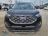 Used 2022 Ford Edge Titanium image 2