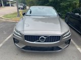 Used 2019 Volvo S60 T6 R-Design image 2
