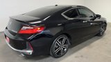 Used 2017 Honda Accord Touring image 3