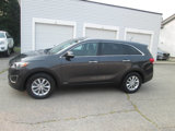 Used 2016 Kia Sorento LX image 3