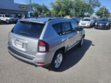 Used 2016 Jeep Compass Latitude image 3