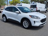 Used 2020 Ford Escape SE image 2
