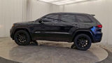 Used 2018 Jeep Grand Cherokee Altitude image 5
