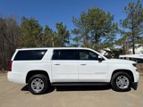 Used 2019 Chevrolet Suburban LT image 2