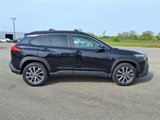 Used 2023 Toyota Corolla Cross XLE image 5