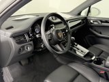 Used 2024 Porsche Macan image 4