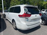 Used 2012 Toyota Sienna LE image 4