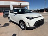Used 2023 Kia Soul LX w/ LX Technology Package image 3