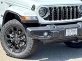 New 2025 Jeep Gladiator Sport image 3