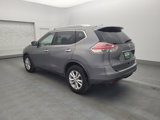 Used 2016 Nissan Rogue SV image 3