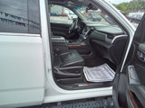 Used 2017 Chevrolet Suburban LT image 3