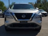 Used 2023 Nissan Rogue SV image 2