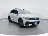 Used 2022 Volkswagen Tiguan SE R-Line image 3