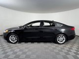 Certified 2020 Ford Fusion SE image 4