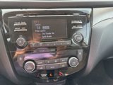 Used 2015 Nissan Rogue SV image 3