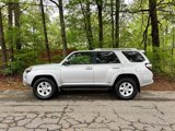 Used 2016 Toyota 4Runner SR5 image 2