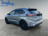 Used 2024 Ford Edge SE w/ Black Appearance Package image 3