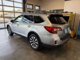 Used 2015 Subaru Outback 3.6R Limited image 4