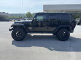 Used 2013 Jeep Wrangler Unlimited Sahara w/ Connectivity Group image 3