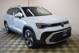 New 2025 Volkswagen Taos SE image 3